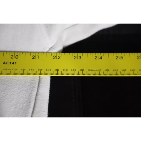 MRJ Pullover Sweatshirt Mens L White Crewneck Montreal Canada Embroidered Cotton - Picture 6 of 8